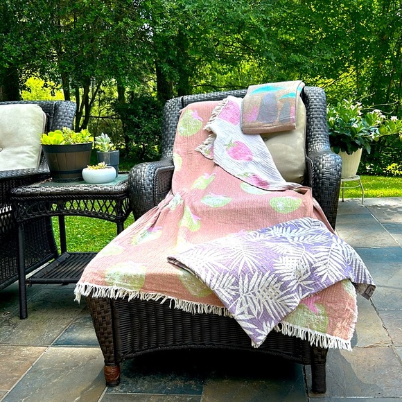 Organic Cotton Strawberry Wrap Travel Blanket Swim Sarong Hand Loom Weave NEW! - Picture 11 of 17